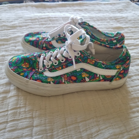 Vans | Old Skool Tapered Mushroom Floral Print Sneakers - Picture 3 of 9